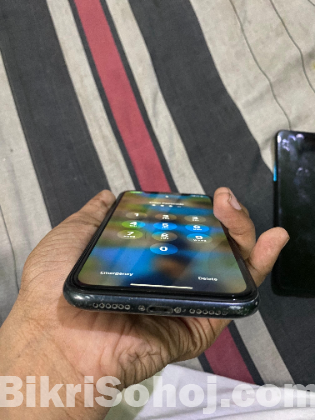 iPhone XR 64GB
